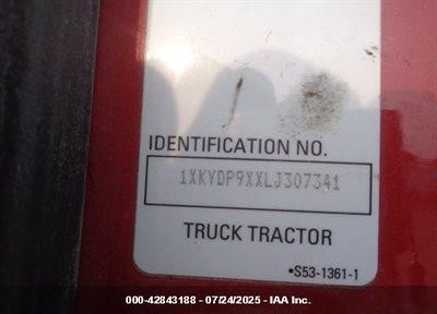 2020 KENWORTH T680 VIN: 1XKYDP9XXLJ307341