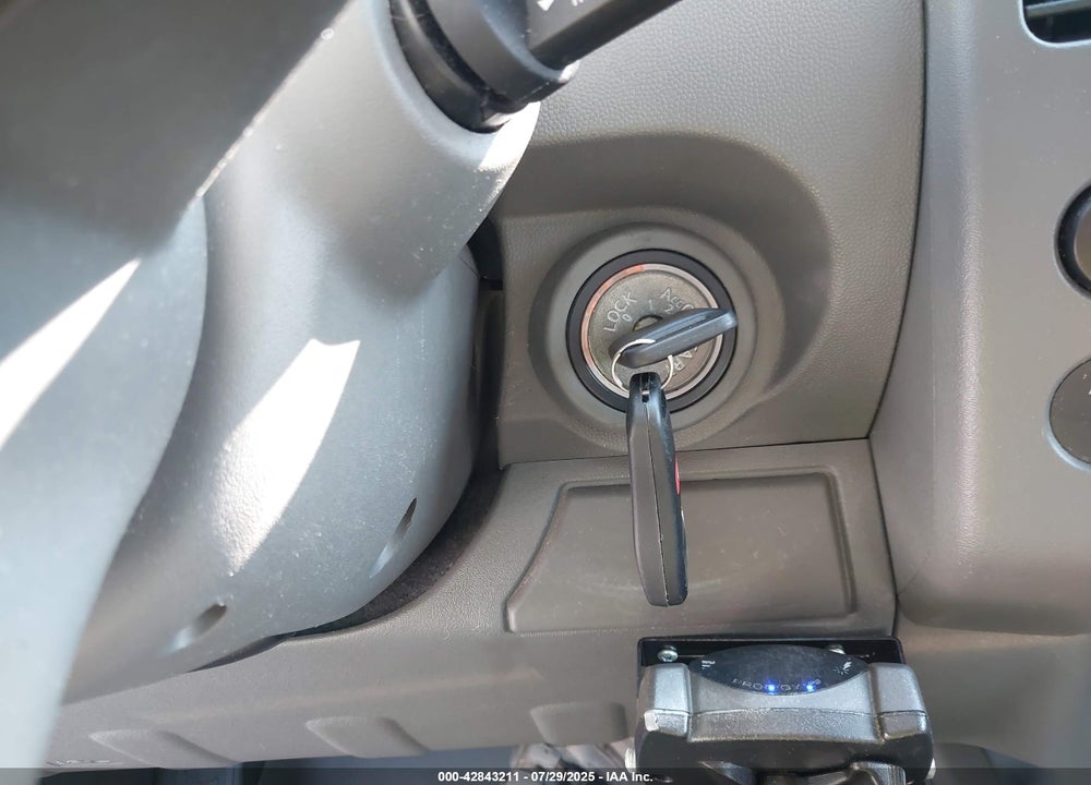 2008 NISSAN FRONTIER VIN: 1N6AD07W38C447822
