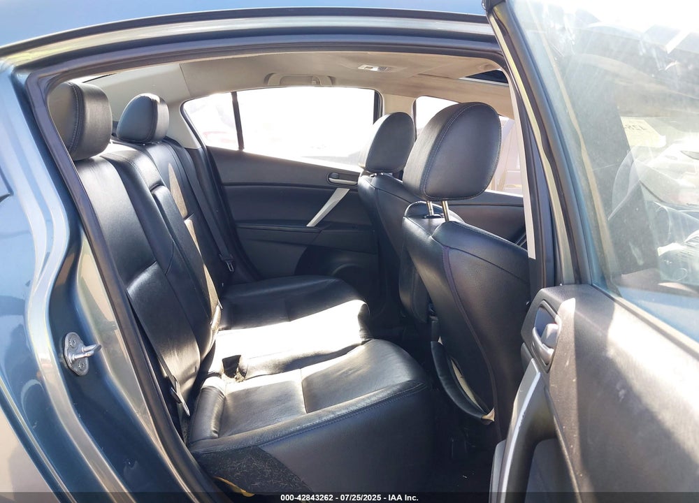 2012 MAZDA 3 VIN: JM1BL1W61C1501589