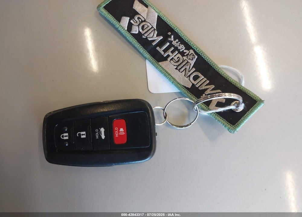 2021 TOYOTA CAMRY LE AWD VIN: 4T1R11BKXMU040122