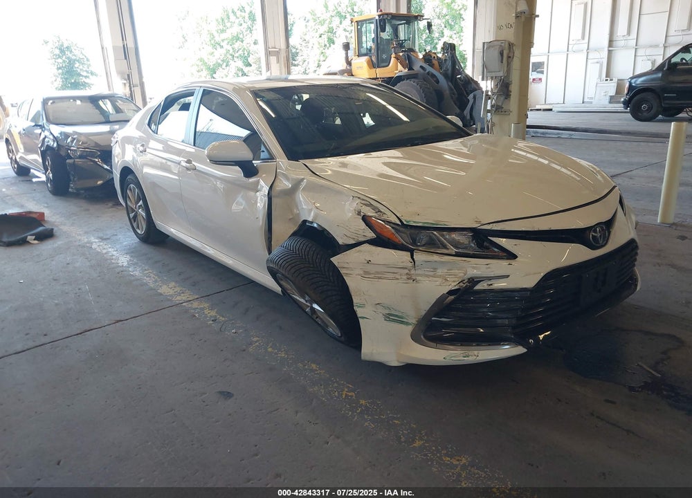 2021 TOYOTA CAMRY LE AWD VIN: 4T1R11BKXMU040122