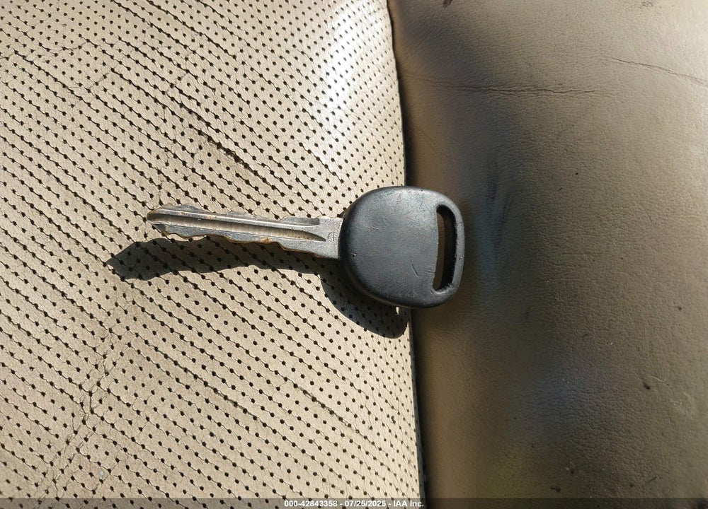 2007 CADILLAC ESCALADE ESV VIN: 1GYFK66837R350274