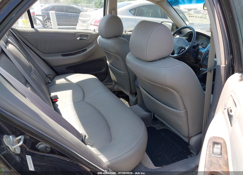 1998 HONDA ACCORD EX VIN: 1HGCG5656WA230087
