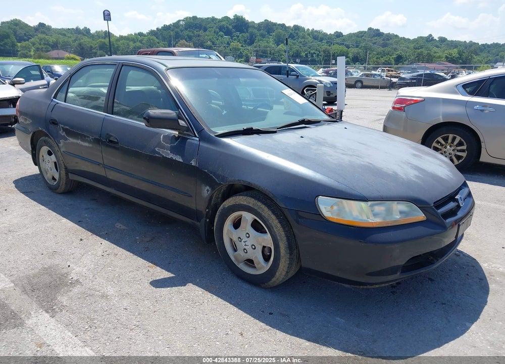1998 HONDA ACCORD EX VIN: 1HGCG5656WA230087