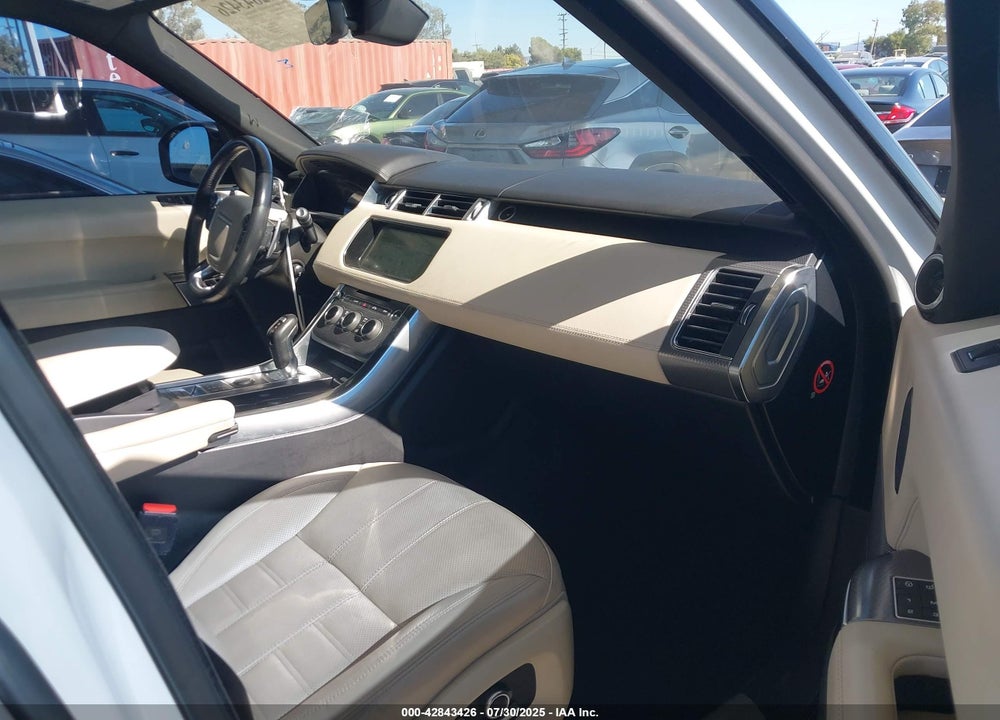 2017 LAND ROVER RANGE ROVER SPORT VIN: SALWV2FV9HA144686