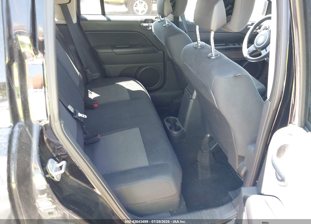 2012 JEEP COMPASS VIN: 1C4NJCBB8CD613760