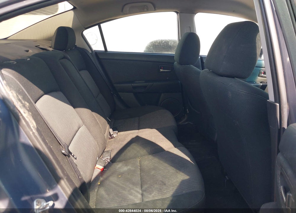 2008 MAZDA 3 I VIN: JM1BK32FX81777930