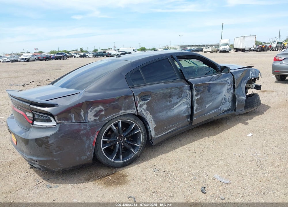 2018 DODGE CHARGER VIN: 2C3CDXBG2JH145613