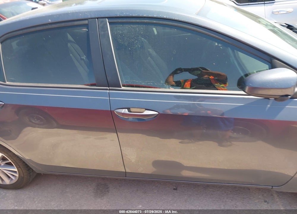 2014 TOYOTA COROLLA VIN: 5YFBURHE5EP043201