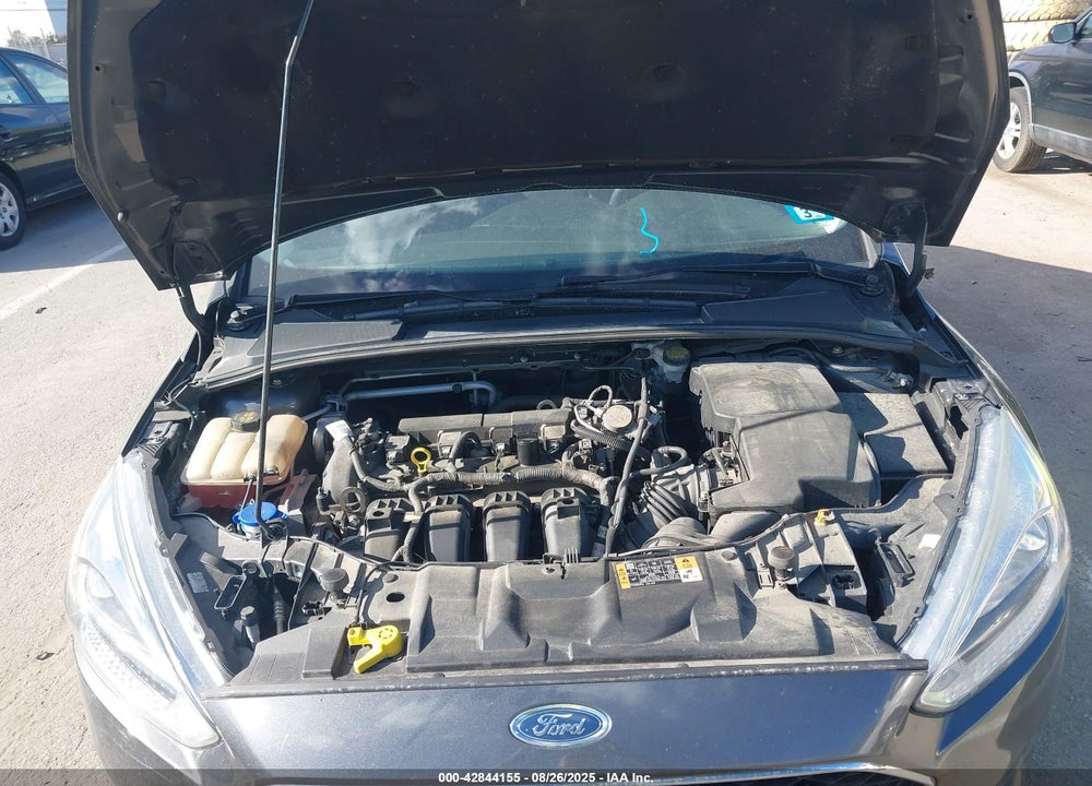 2016 FORD FOCUS VIN: 1FADP3F21GL334804
