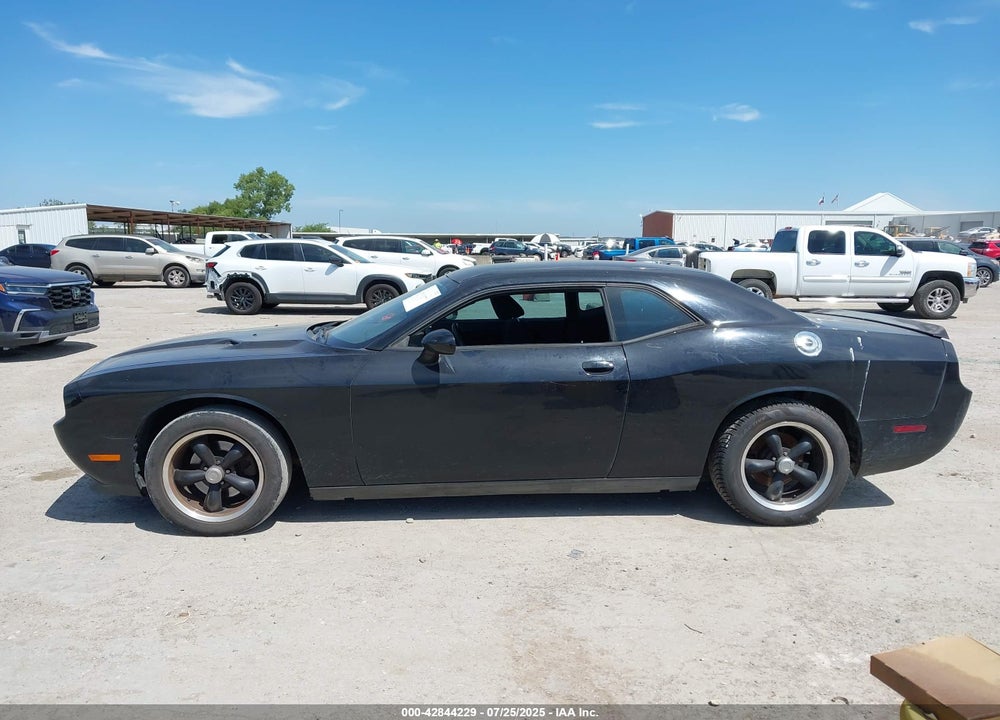 2011 DODGE CHALLENGER VIN: 2B3CJ4DG7BH603925