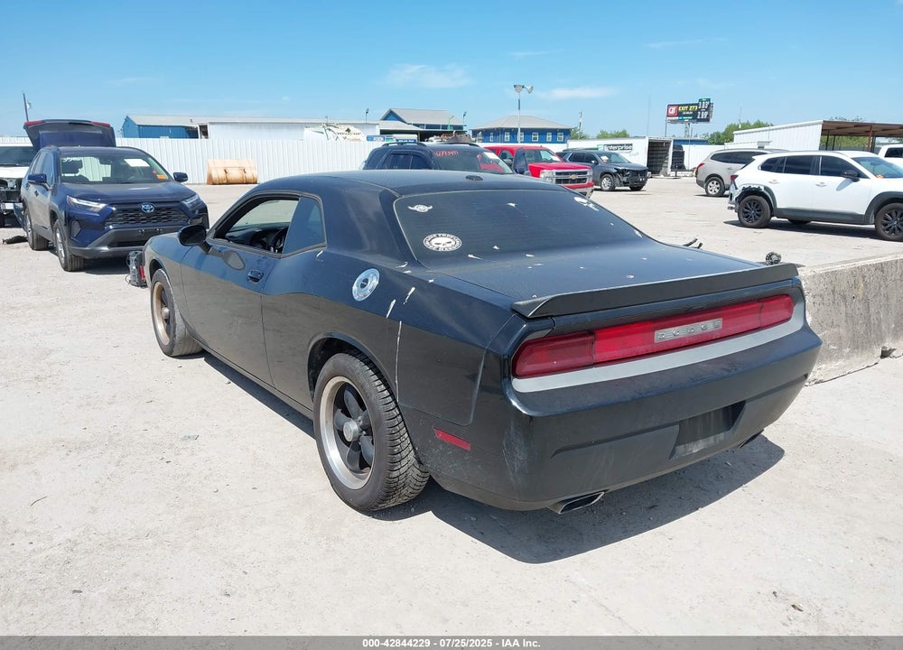 2011 DODGE CHALLENGER VIN: 2B3CJ4DG7BH603925
