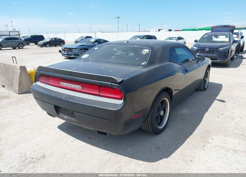 2011 DODGE CHALLENGER VIN: 2B3CJ4DG7BH603925