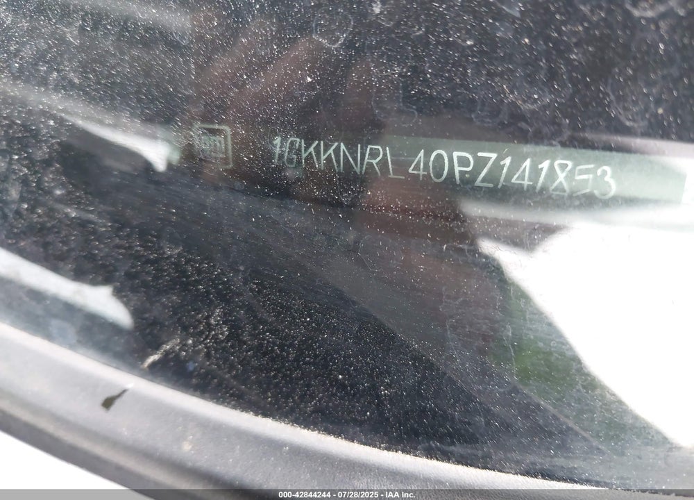 2023 GMC ACADIA VIN: 1GKKNRL40PZ141853