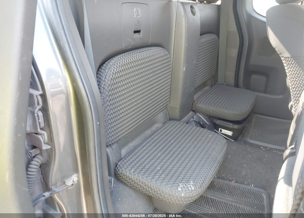 2008 NISSAN FRONTIER SE VIN: 1N6AD06W58C447872
