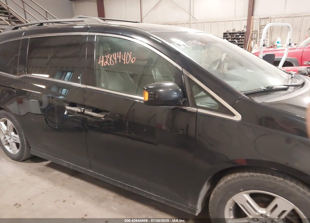 2011 HONDA ODYSSEY TOURING/TOURING ELITE VIN: 5FNRL5H99BB050589