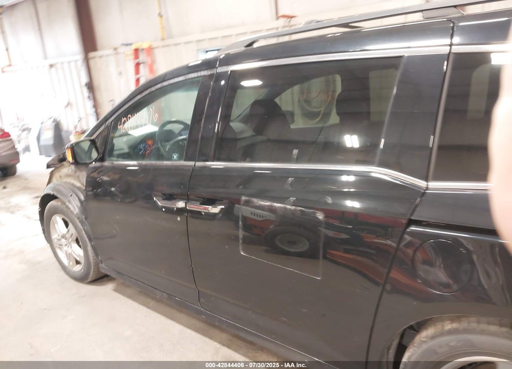 2011 HONDA ODYSSEY TOURING/TOURING ELITE VIN: 5FNRL5H99BB050589