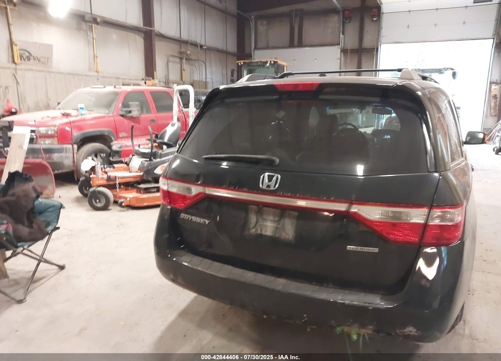 2011 HONDA ODYSSEY TOURING/TOURING ELITE VIN: 5FNRL5H99BB050589