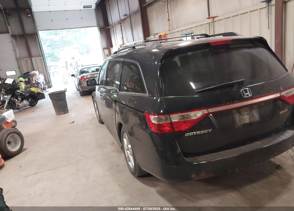 2011 HONDA ODYSSEY TOURING/TOURING ELITE VIN: 5FNRL5H99BB050589