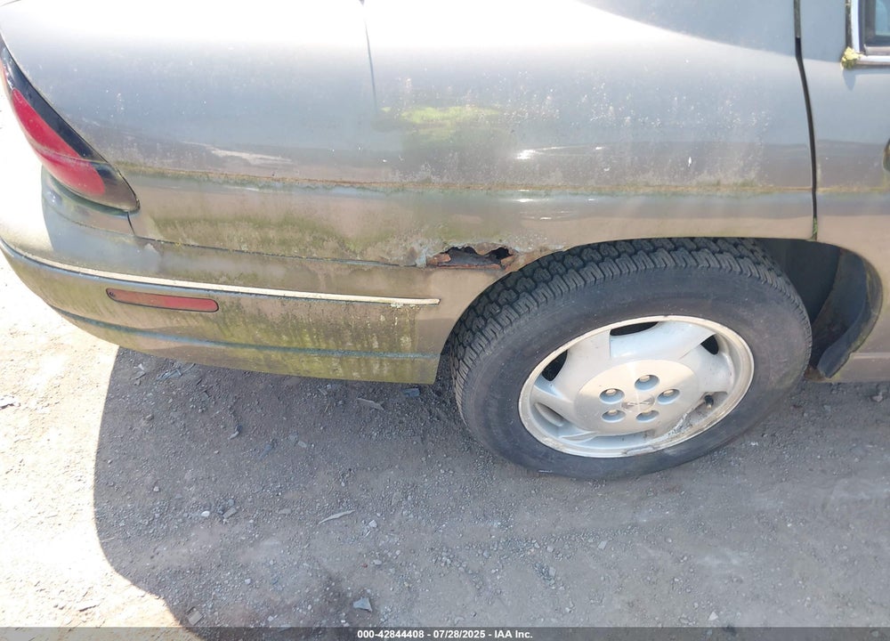 1997 CHEVROLET LUMINA LS VIN: 2G1WL52M2V9189836