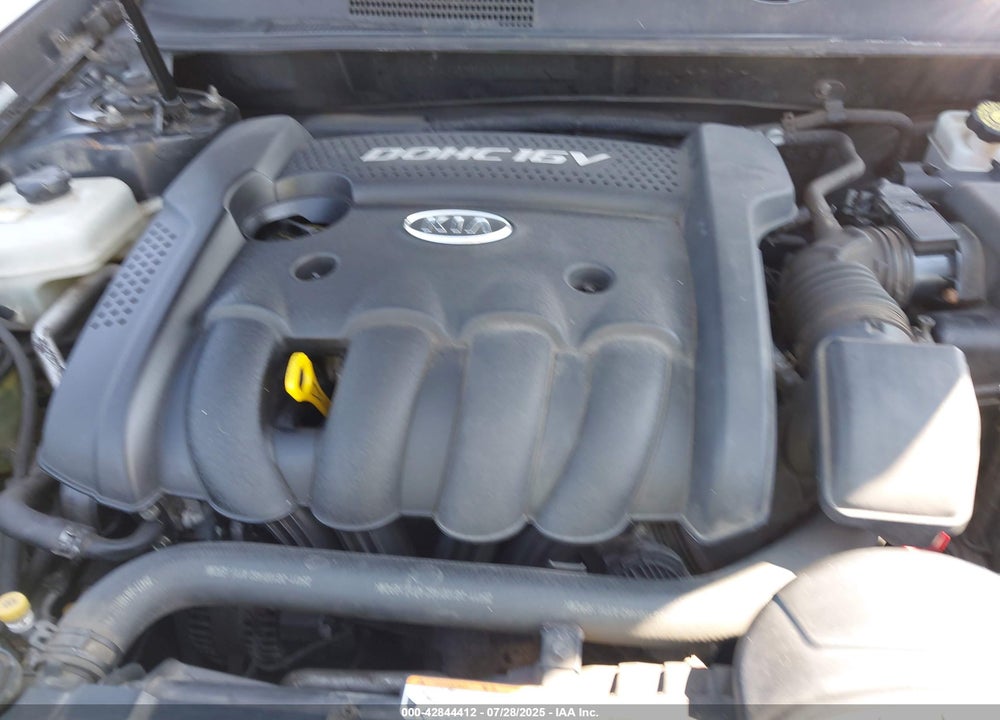 2007 KIA OPTIMA VIN: KNAGE123975114599