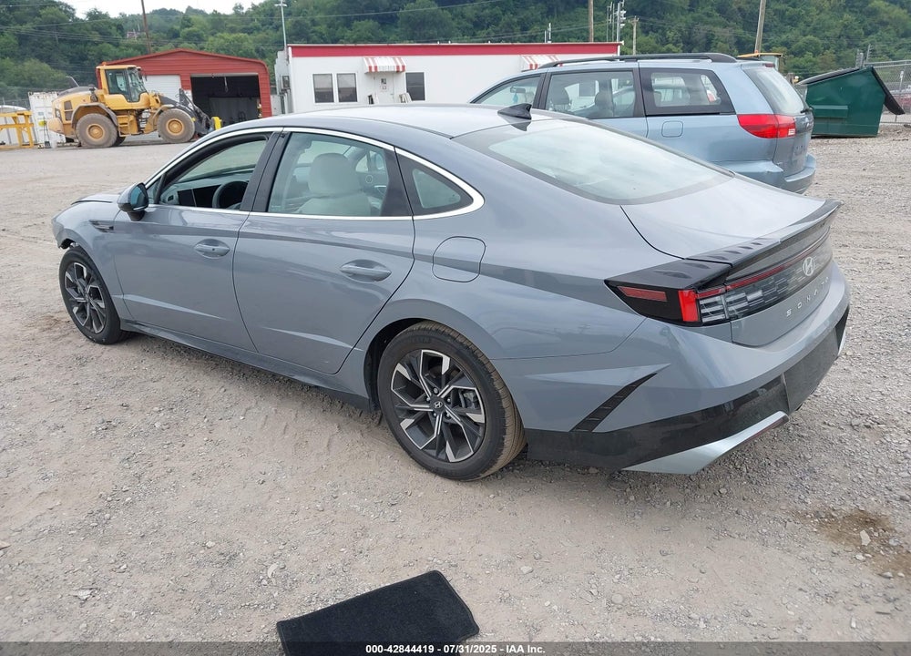 2024 HYUNDAI SONATA VIN: KMHL64JA0RA392183