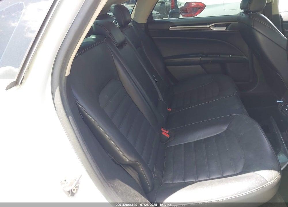 2017 FORD FUSION VIN: 3FA6P0H90HR117927