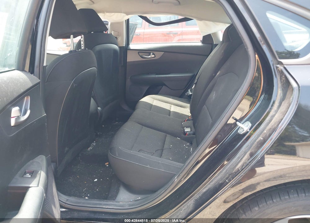 2021 KIA FORTE VIN: 3KPF24AD4ME379398
