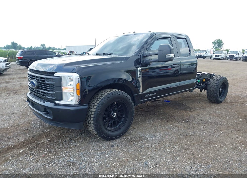 2023 FORD F-350 XL VIN: 1FT8X3AT4PEE23427