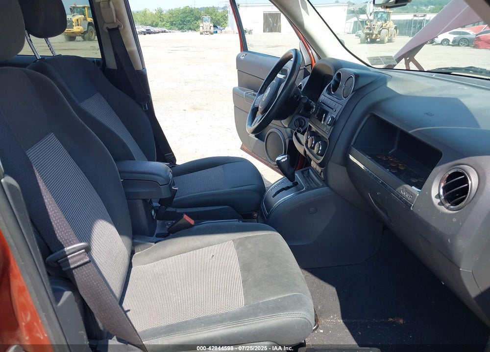 2012 JEEP PATRIOT VIN: 1C4NJRFB5CD588183