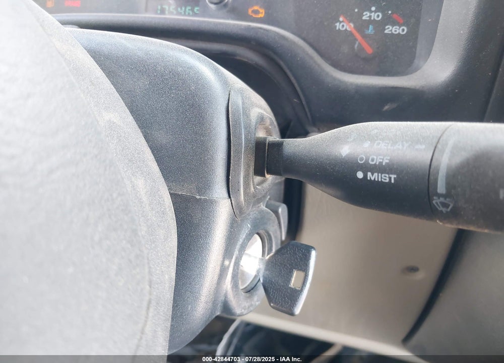 2003 JEEP WRANGLER SE VIN: 1J4FA29133P303827