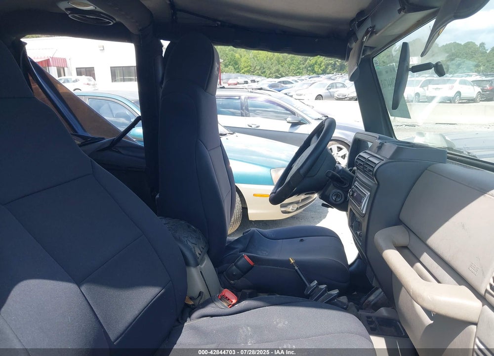 2003 JEEP WRANGLER SE VIN: 1J4FA29133P303827