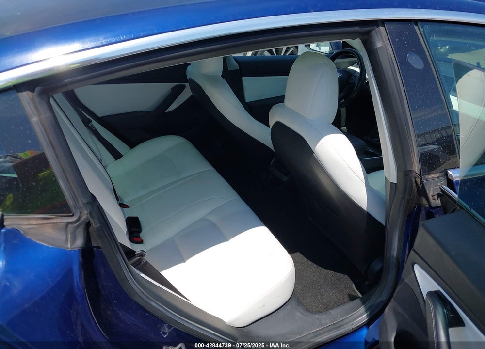 2018 TESLA MODEL 3 VIN: 5YJ3E1EB1JF096545