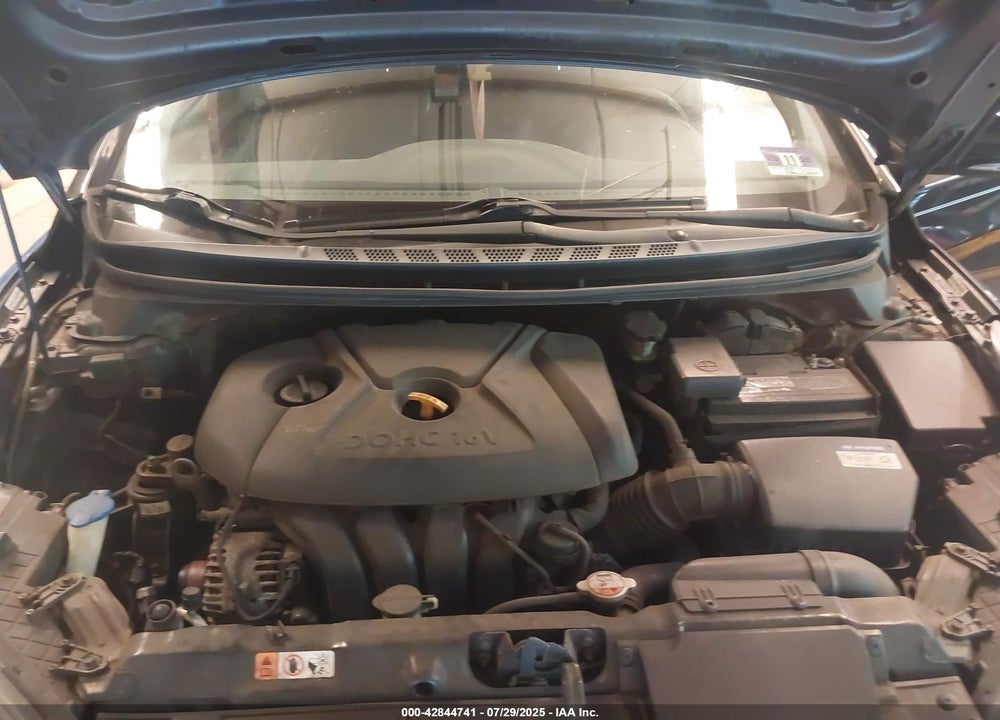 2012 HYUNDAI ELANTRA VIN: KMHDH4AE2CU283277