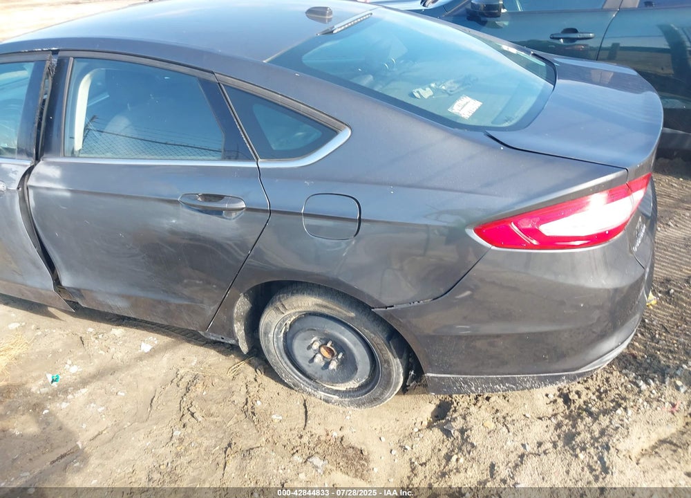 2016 FORD FUSION VIN: 3FA6P0H7XGR116670