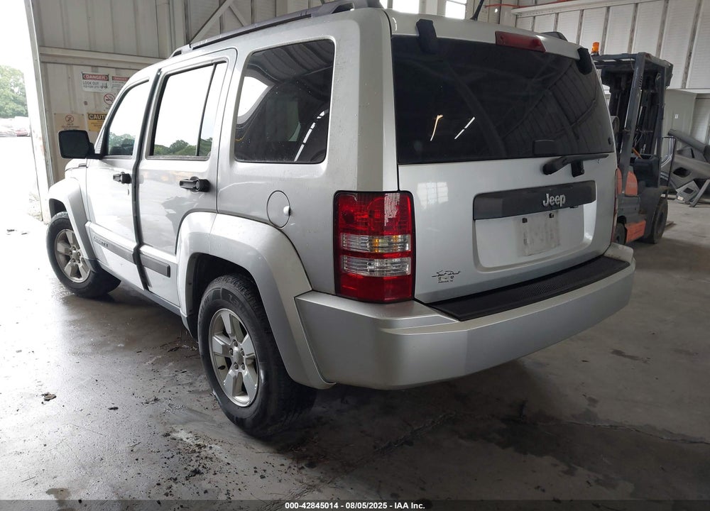 2011 JEEP LIBERTY VIN: 1J4PP2GK8BW508059