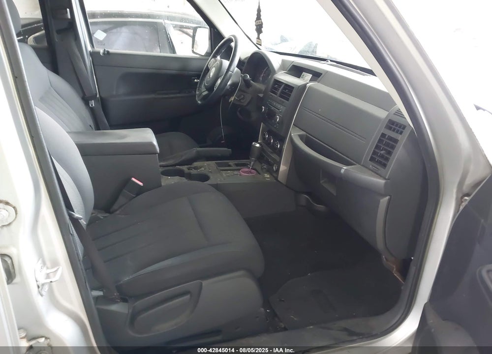 2011 JEEP LIBERTY VIN: 1J4PP2GK8BW508059