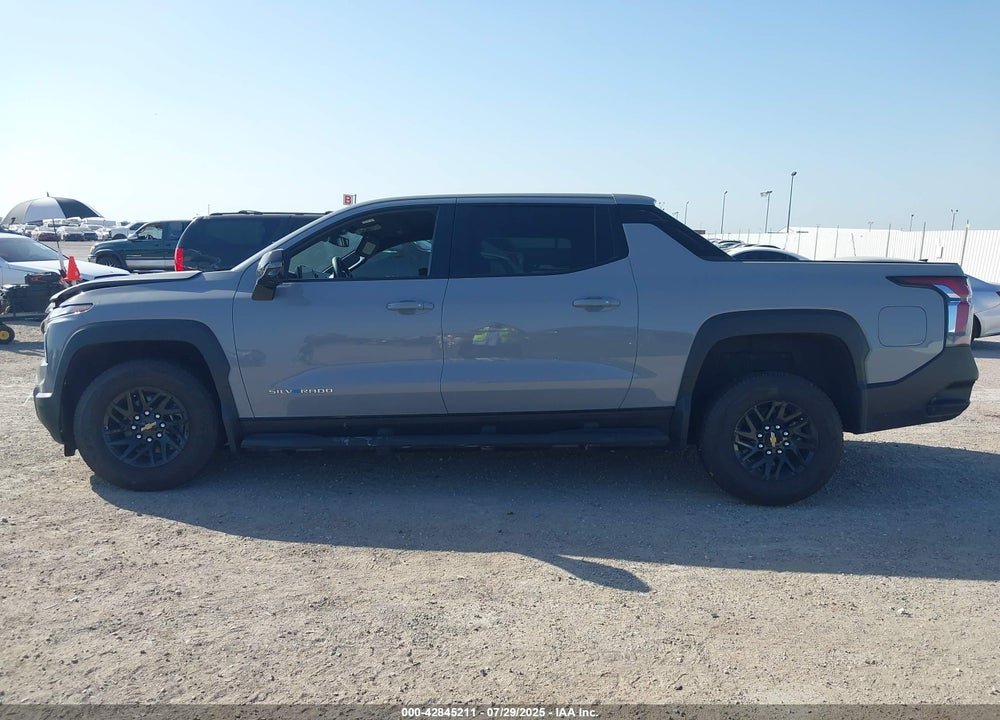 2025 CHEVROLET SILVERADO EV LT VIN: 1GC10ZED2SU402666