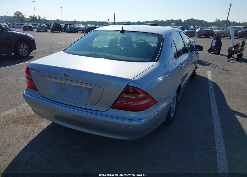 2000 MERCEDES-BENZ S 500 VIN: WDBNG75J8YA089252