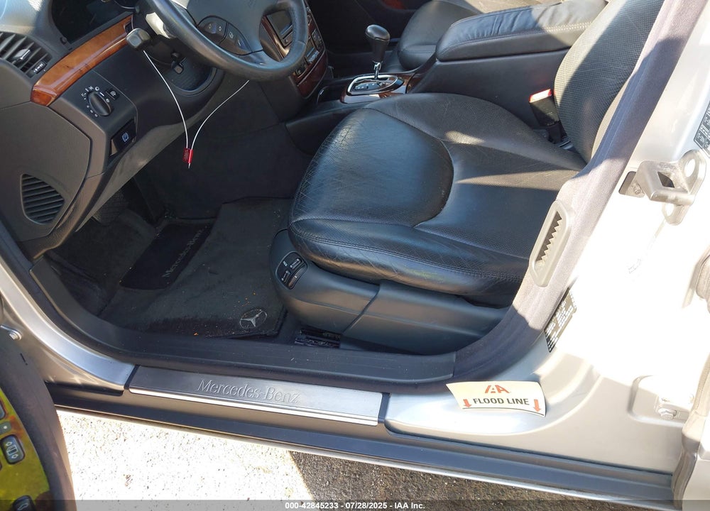 2000 MERCEDES-BENZ S 500 VIN: WDBNG75J8YA089252
