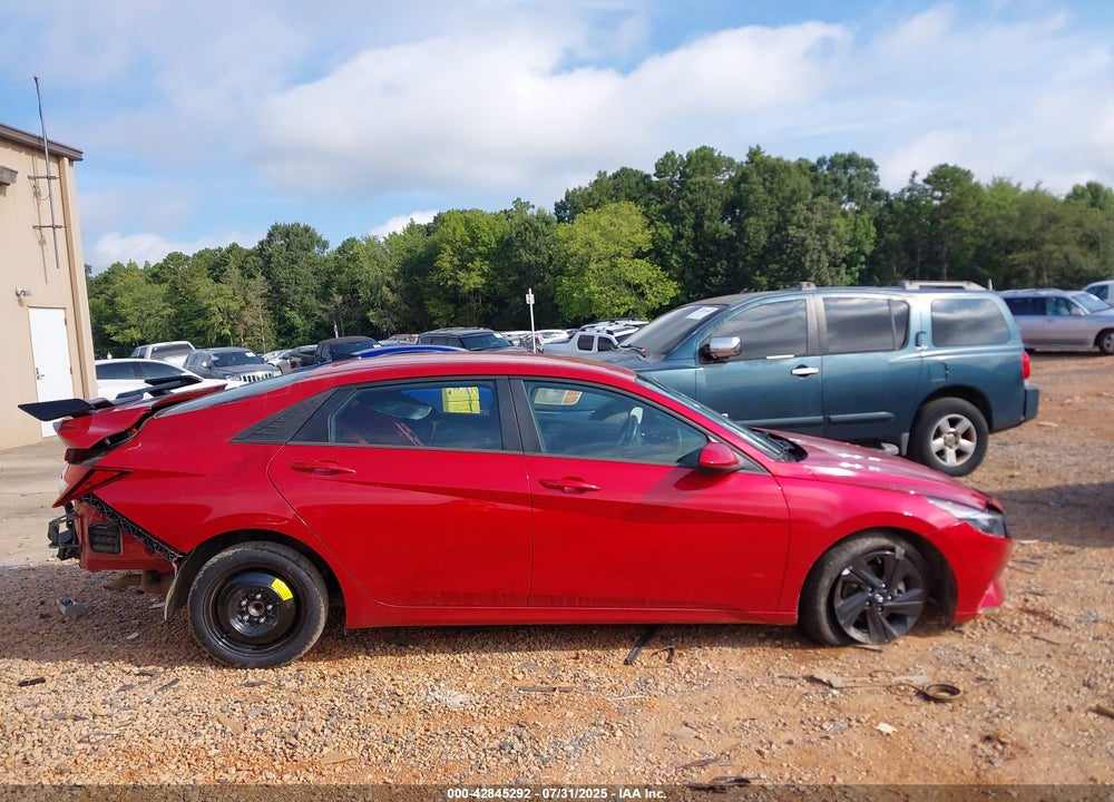 2021 HYUNDAI ELANTRA SEL VIN: 5NPLS4AG2MH029485