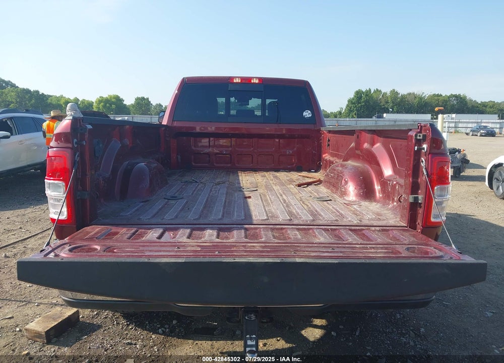 2021 RAM 3500 TRADESMAN  4X4 8' BOX VIN: 3C63R3GL5MG566717