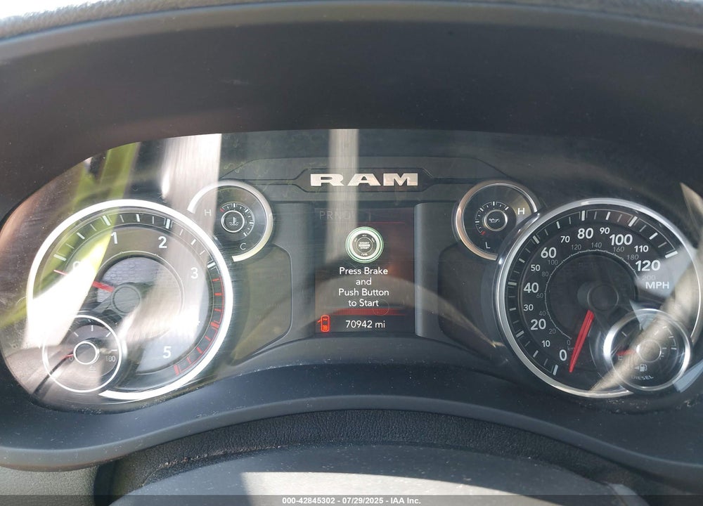 2021 RAM 3500 TRADESMAN  4X4 8' BOX VIN: 3C63R3GL5MG566717
