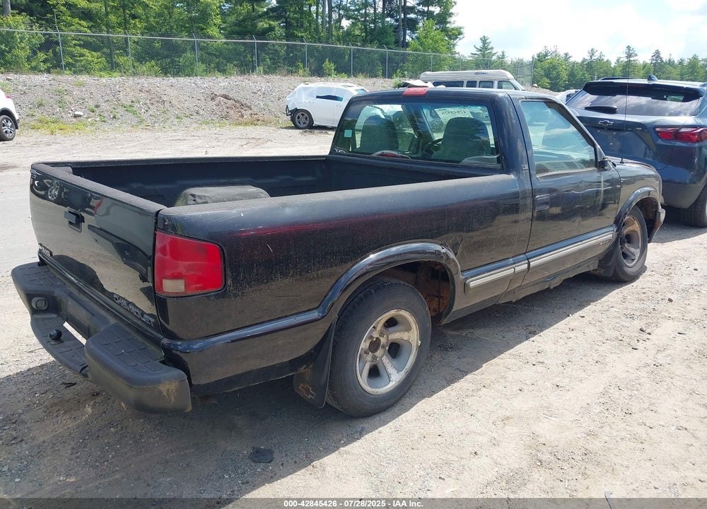 2001 CHEVROLET S-10 VIN: 1GCCS14501K176684