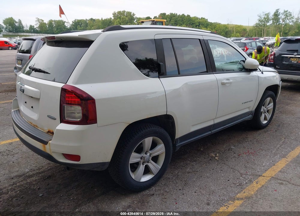2014 JEEP COMPASS VIN: 1C4NJDEB7ED744277