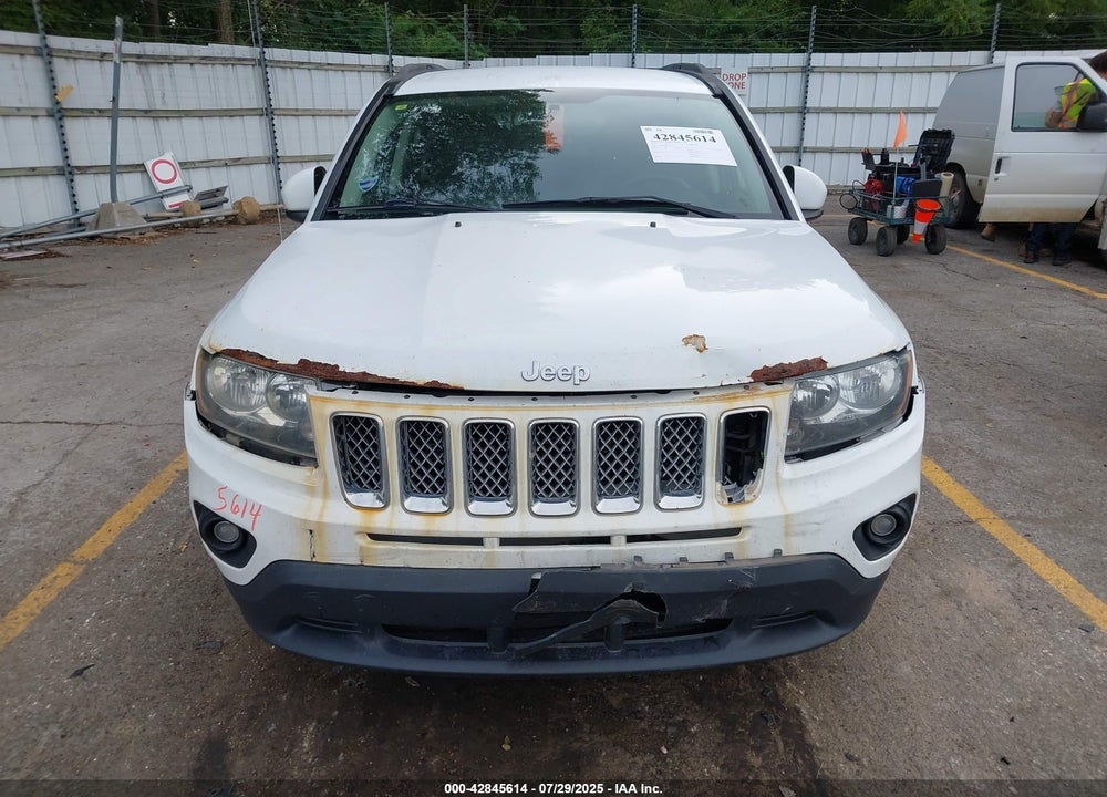 2014 JEEP COMPASS VIN: 1C4NJDEB7ED744277