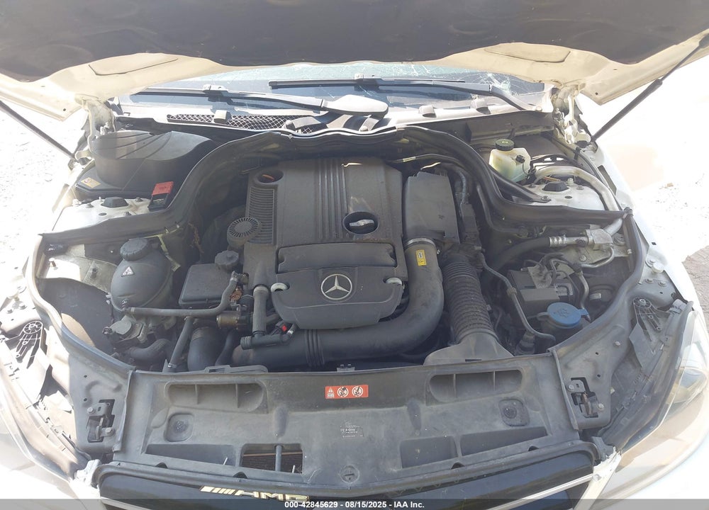 2013 MERCEDES-BENZ C CLASS VIN: WDDGJ4HBXDG151939