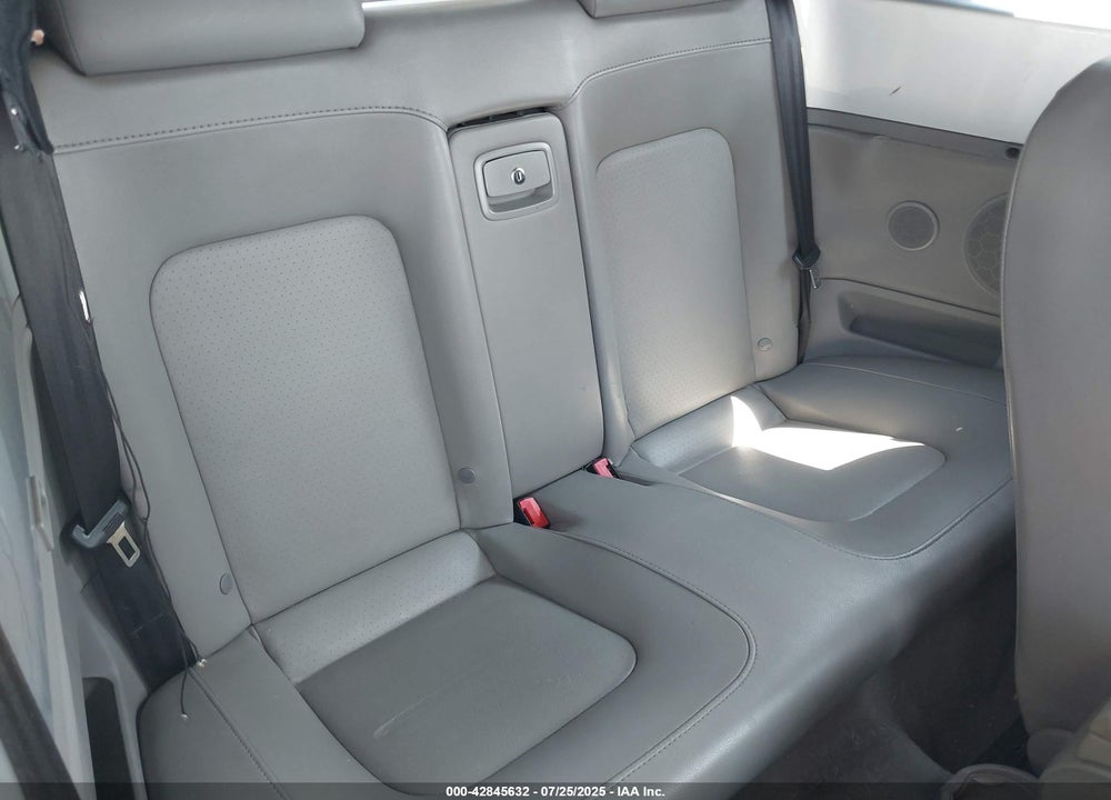 2006 VOLKSWAGEN BEETLE VIN: 3VWRG31Y36M319727