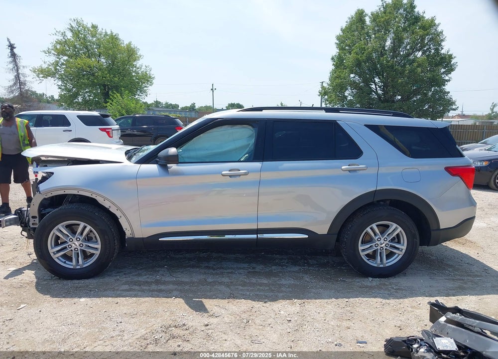 2023 FORD EXPLORER VIN: 1FMSK8DH9PGC12653