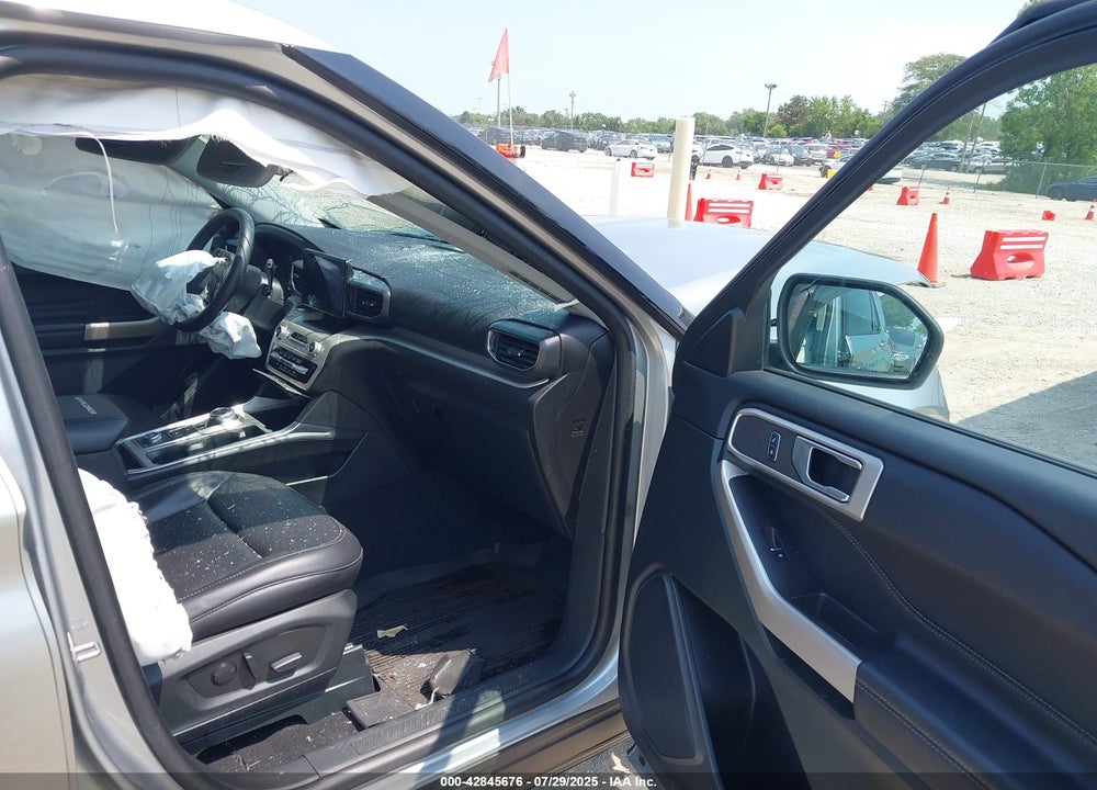 2023 FORD EXPLORER VIN: 1FMSK8DH9PGC12653